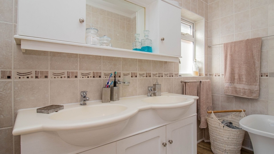 3 Bedroom Property for Sale in Westcliff Western Cape